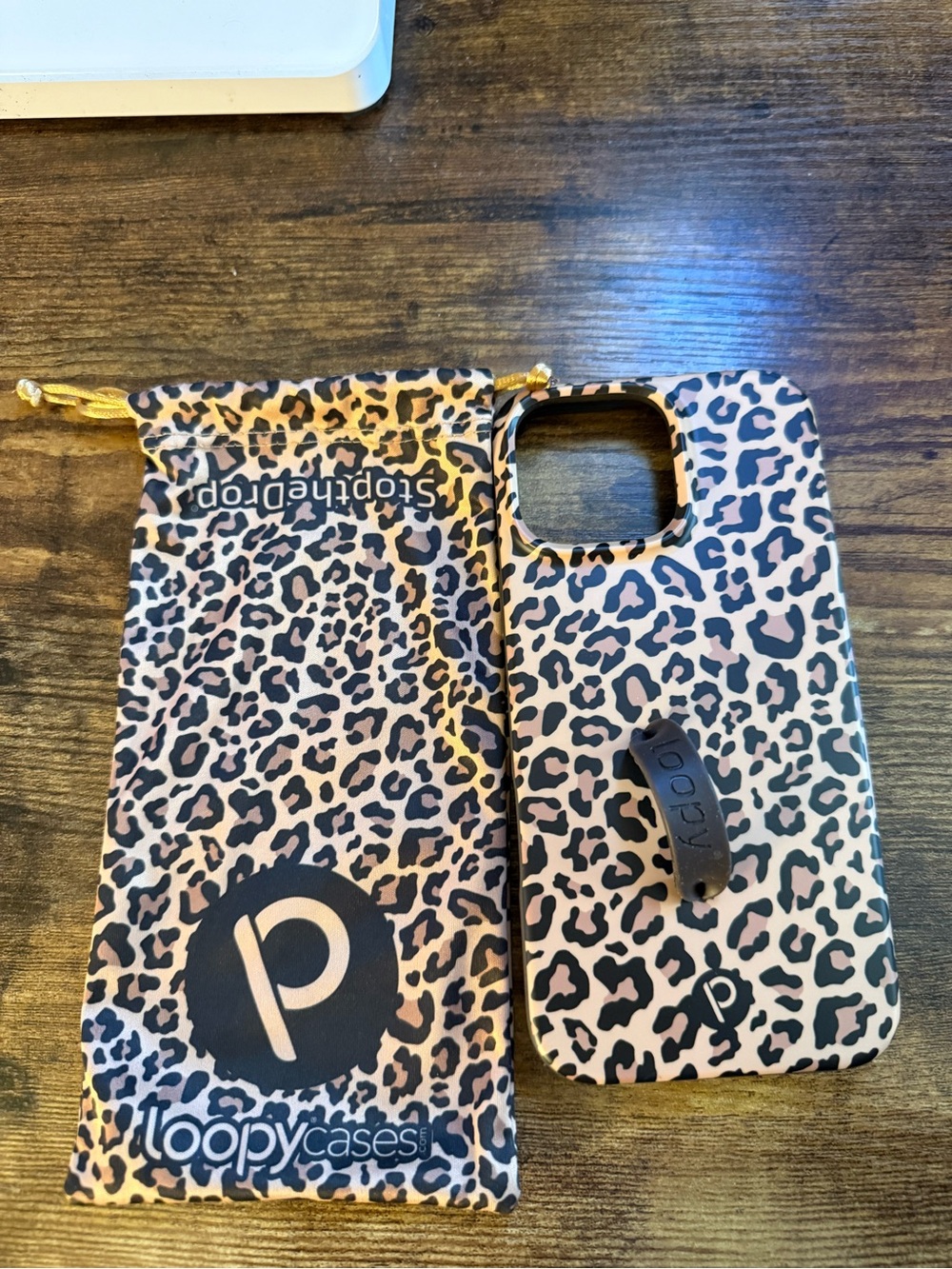 Loopy Case Leopard Print Phone Case with Black Strap - Tan & Black